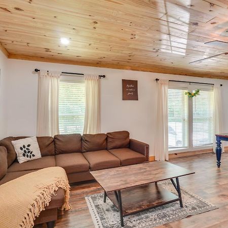 Villa Creekside Ranch With Porch About 2 Mi To Pkwy Pigeon Forge Exterior foto