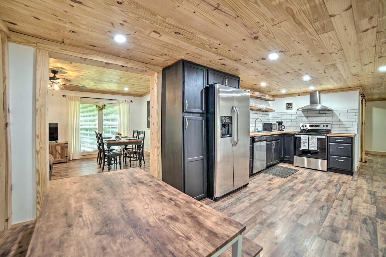 Villa Creekside Ranch With Porch About 2 Mi To Pkwy Pigeon Forge Exterior foto